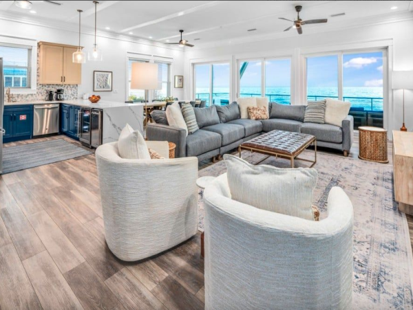 Elegant Beachfront Escape with Private Pool & Gulf Views in St. George Island Hot Tub Beach